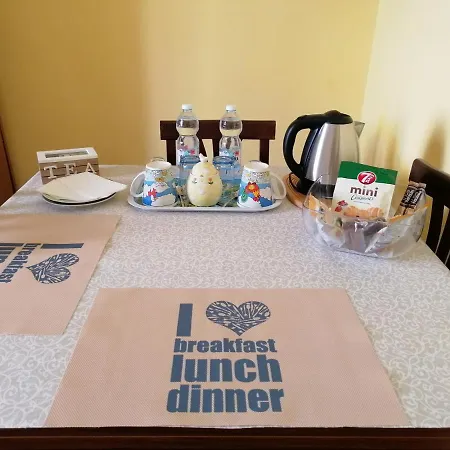 Due Finestre Sul Cortile Guest house Novi Ligure